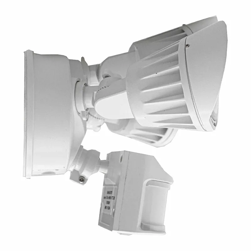 3 Head LED Security Light, 2800 Lumens, 30 watt, 120V, CCT Selectable, Bronze or White Finish, With PIR Sensor