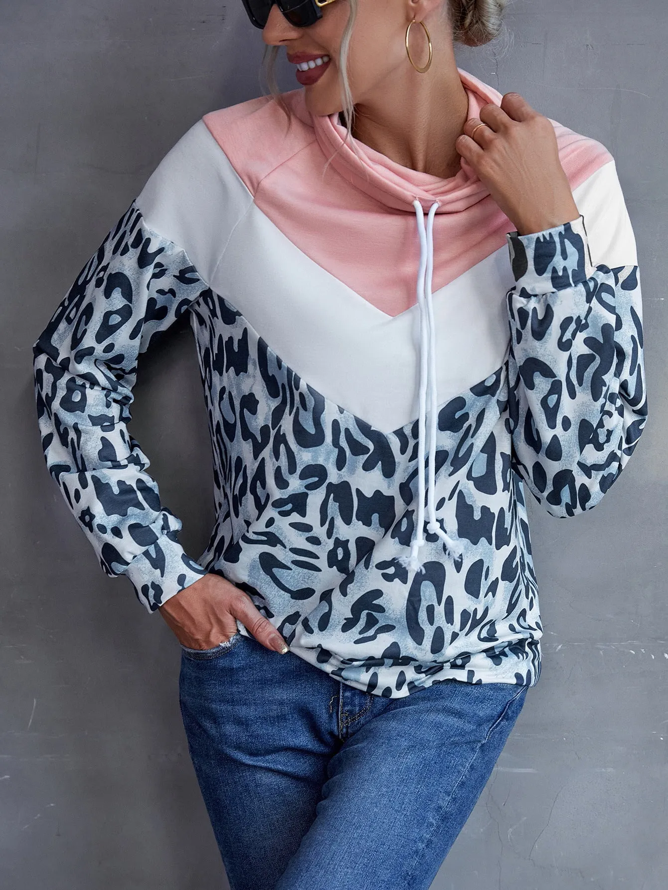 *APP EXCLUSIVE* Leopard Colorblock Drawstring Sweatshirt