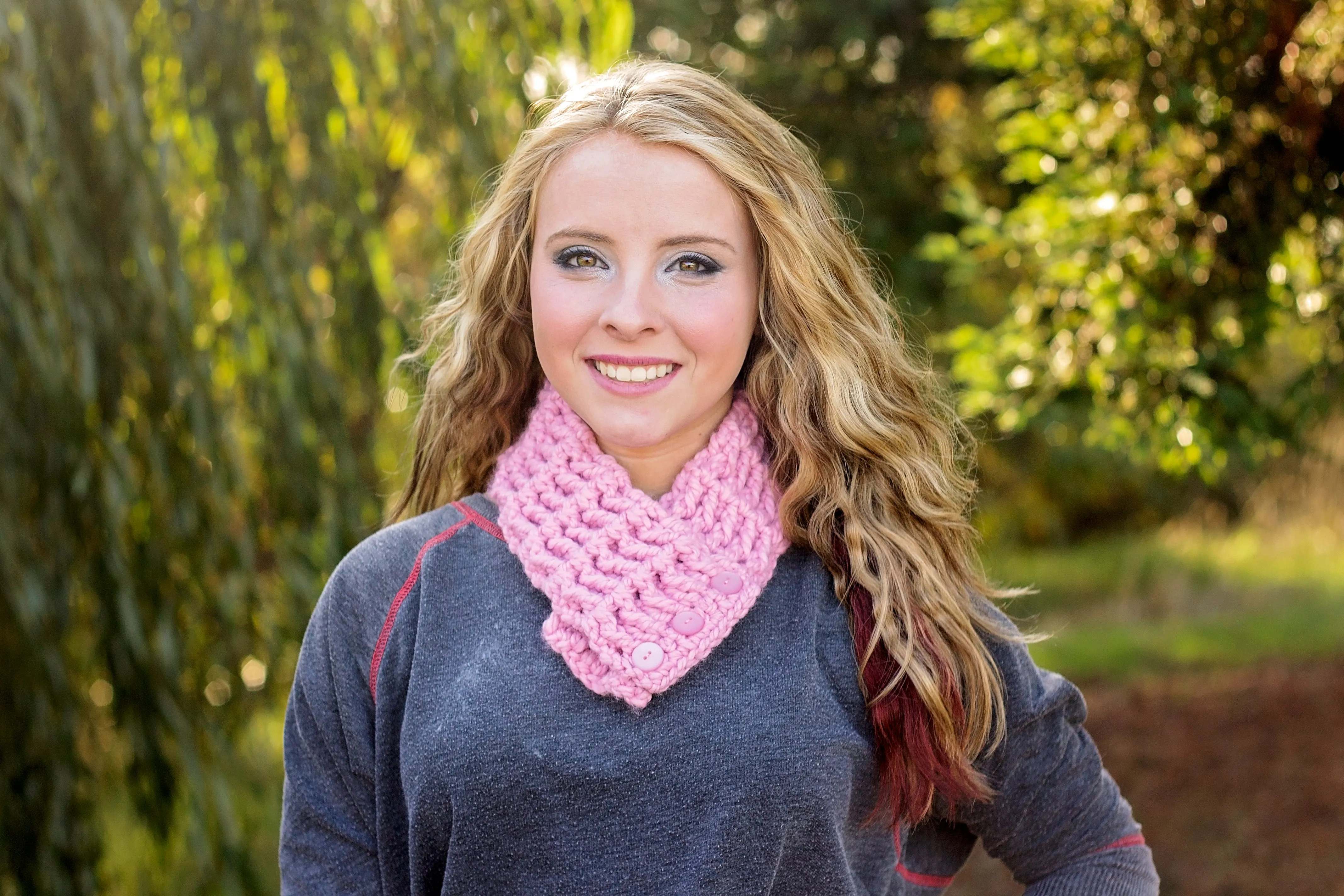 Bubblegum pink button scarf