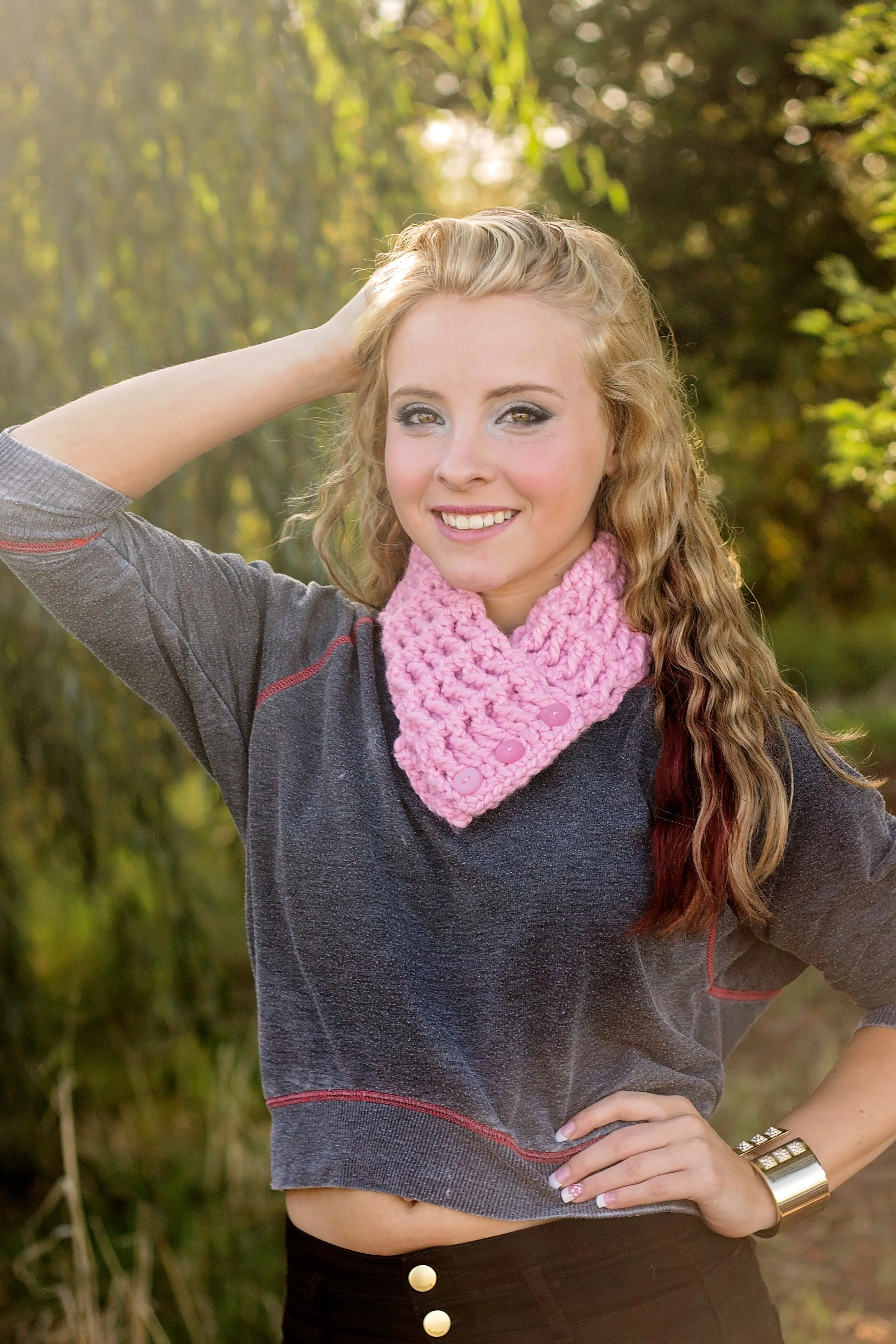 Bubblegum pink button scarf