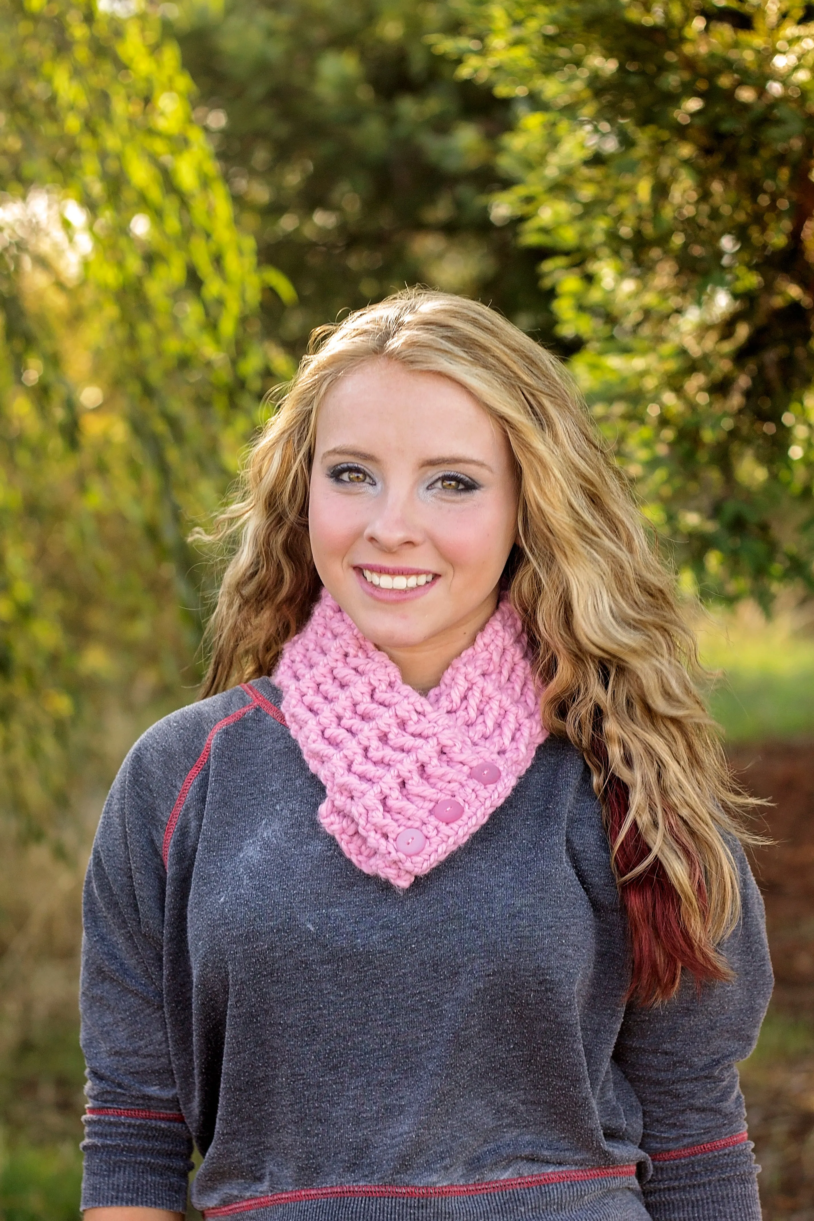 Bubblegum pink button scarf