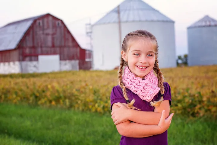 Bubblegum pink button scarf