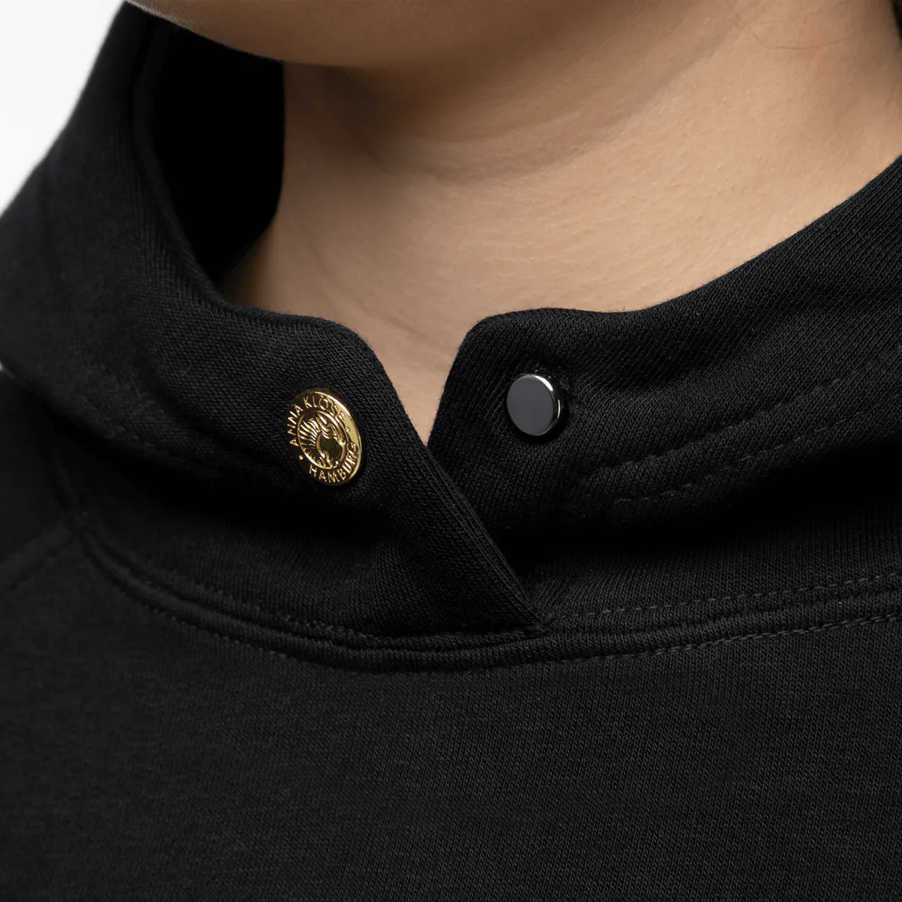 Hampton Classic Hoodie "Midnight Black"