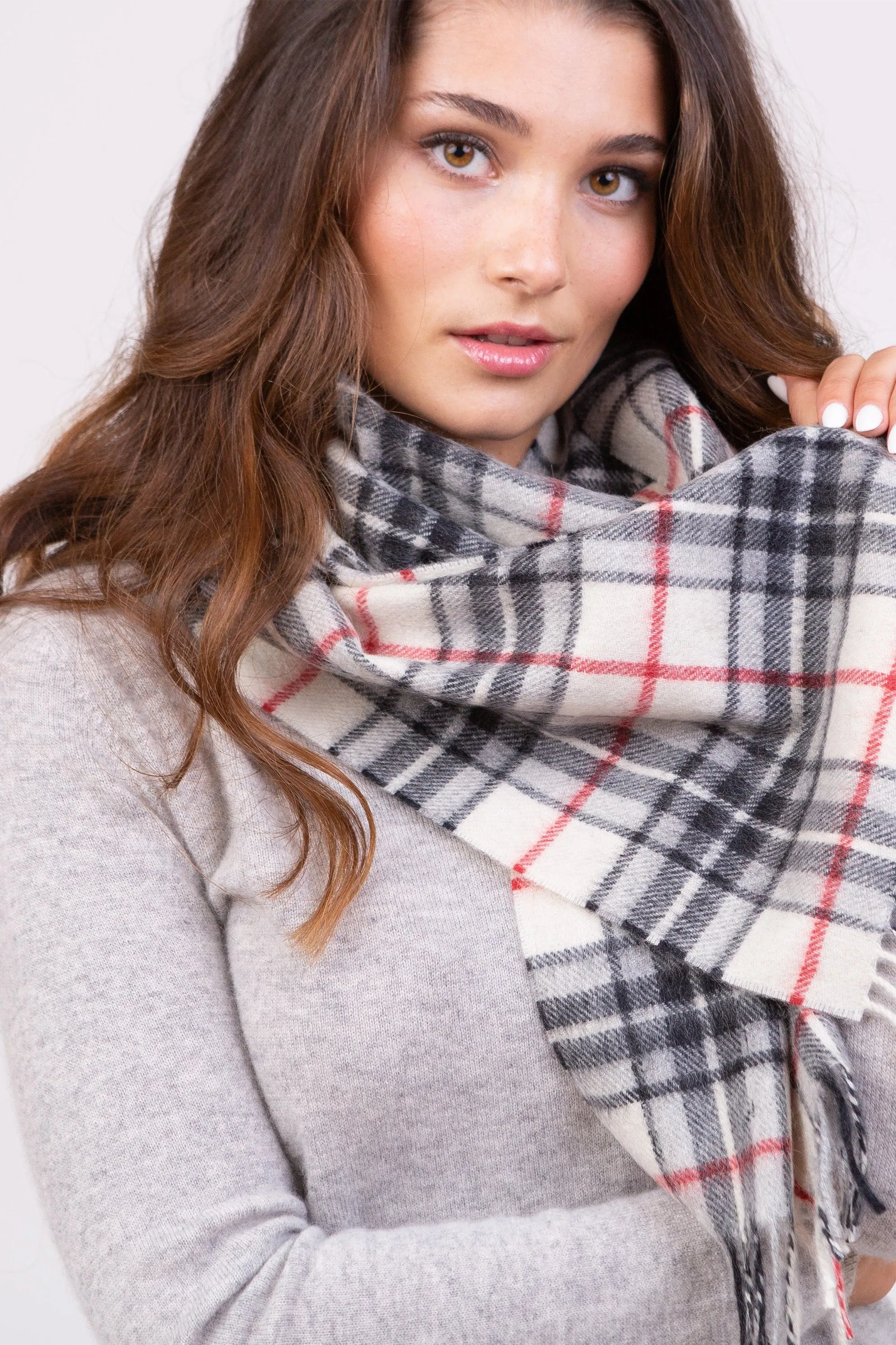 Made in Scotland Scotty Thompson Cashmere Scarf - White