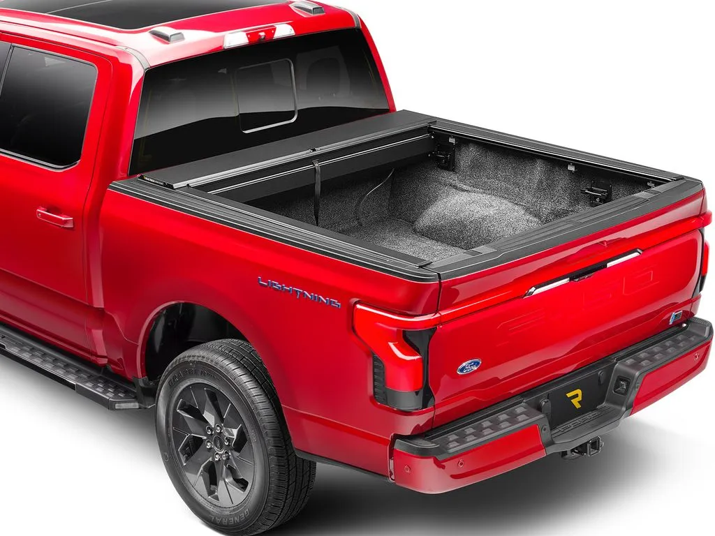 Roll-N-Lock Tonneau Cover Ford F250 / F350 Super Duty (2017-2022) A-Series Retractable - 8'2" Bed