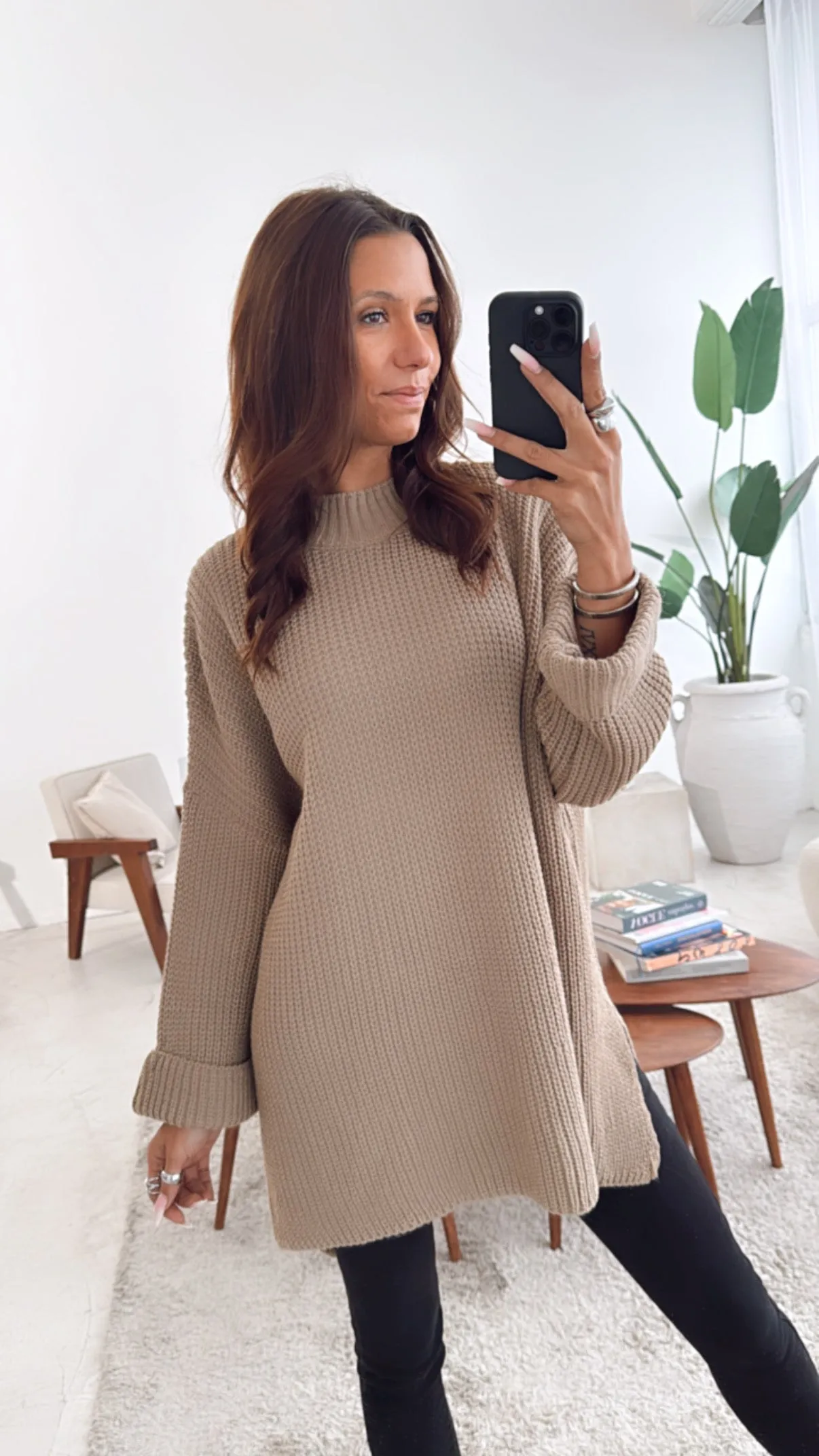 Stehkragen oversize Pullover mit Schlitz / cappuccino Art. 4924