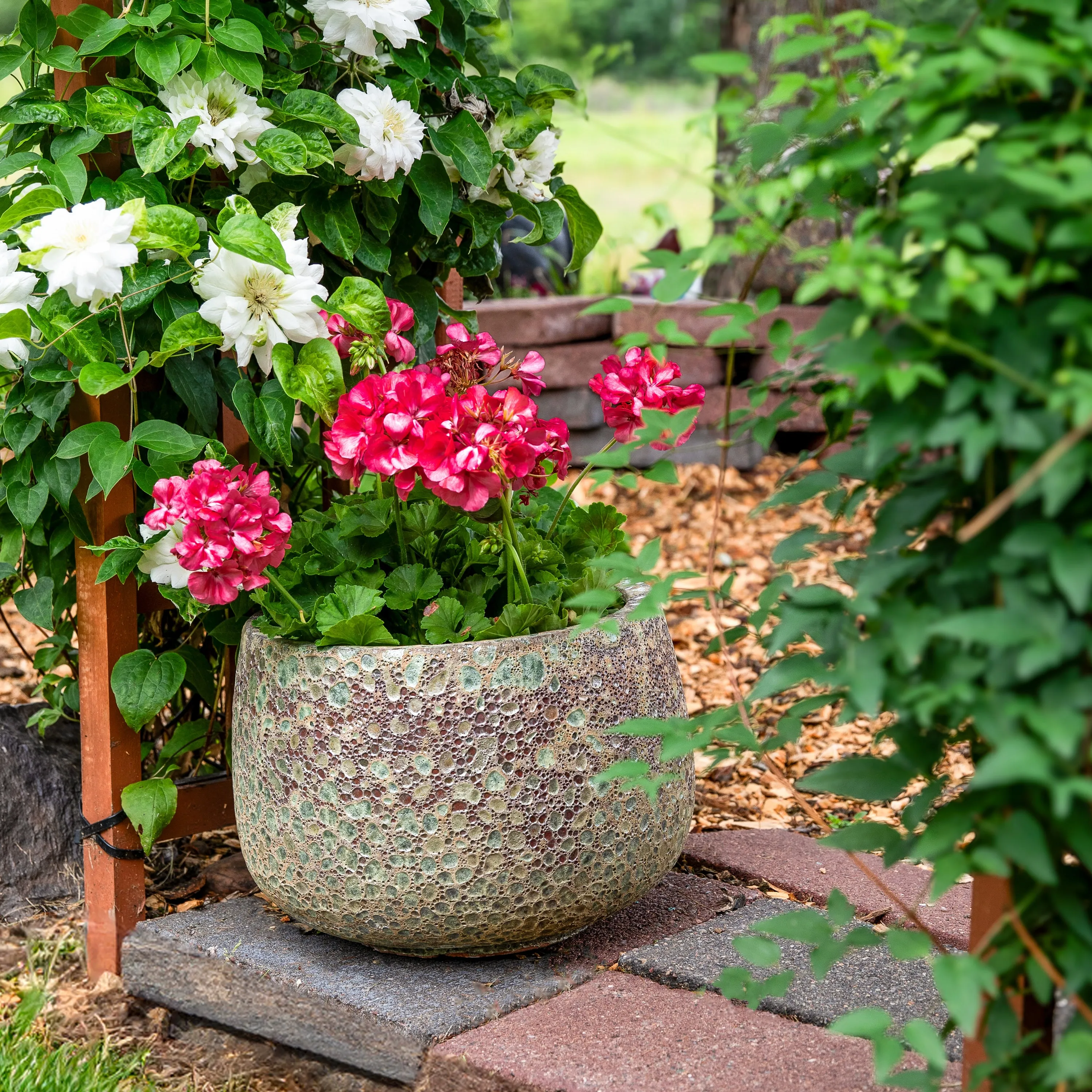 Sunnydaze 10" Ceramic Planter Set of 2 - Green Distressed Lava Finish